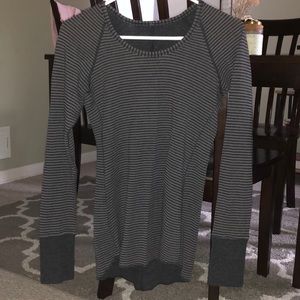 Lululemon Long Sleeve Reversible Athletic Top